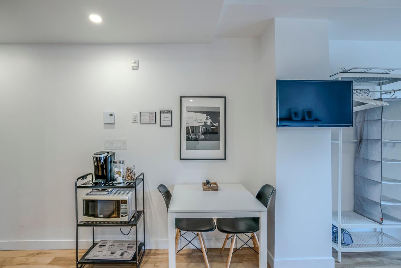 Le Studio Picasso "Parking Inclus" Quebec City Bagian luar foto